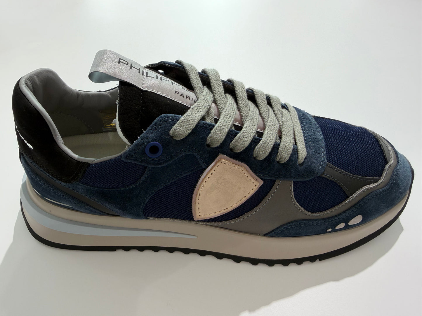 basket Philippe Model - OYLU TR06 resau bleu