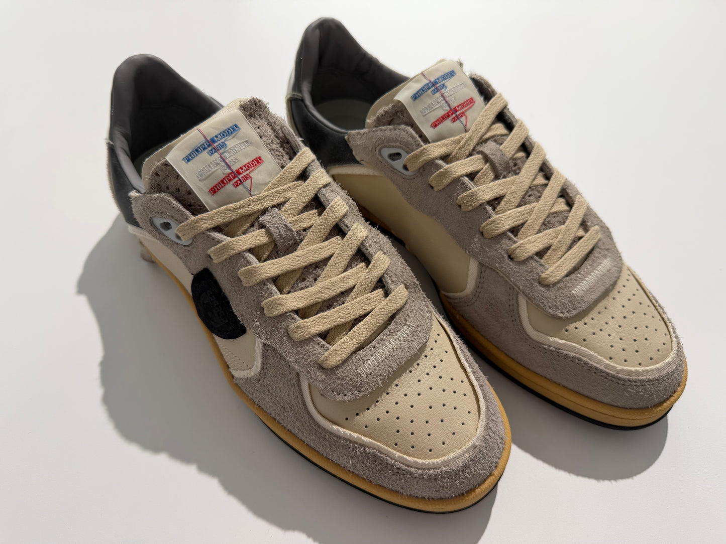 basket Philippe Model - PGLU VXE3 lait gris